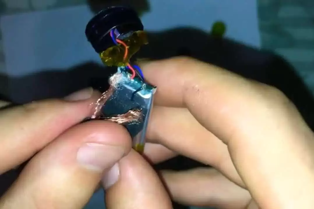 take Red and black wire from usb and touch them