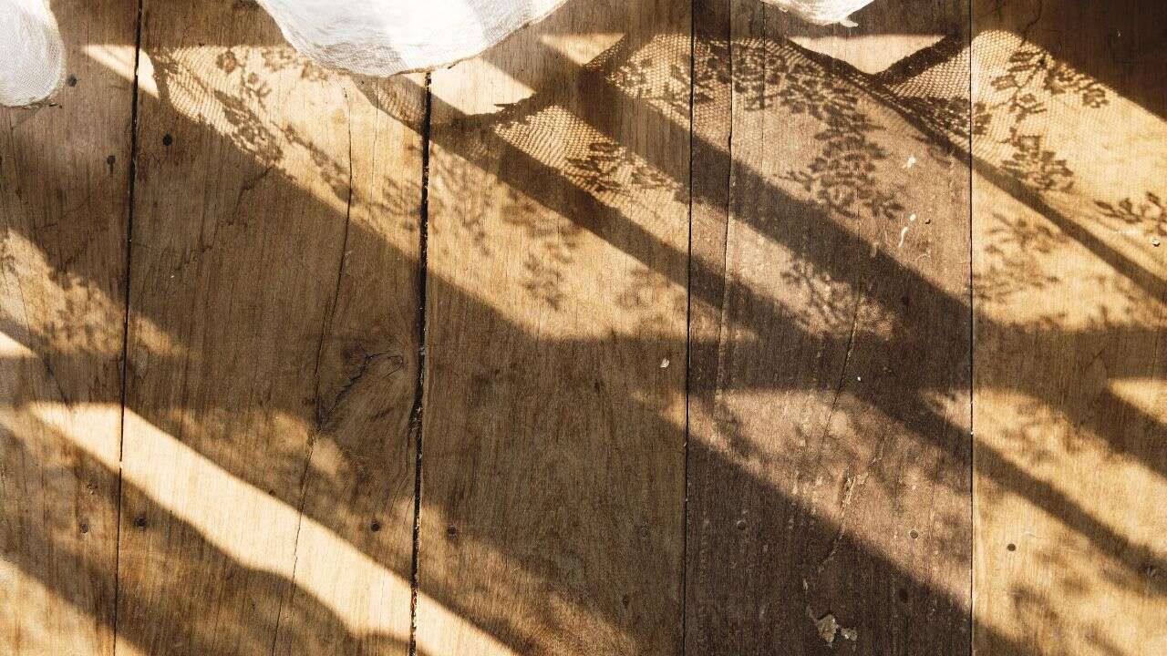 Expose to Direct Sunlight