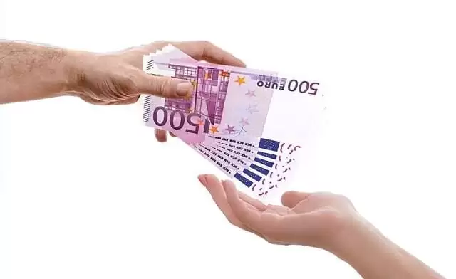 The Evolution of Moneylending in the Digital Era