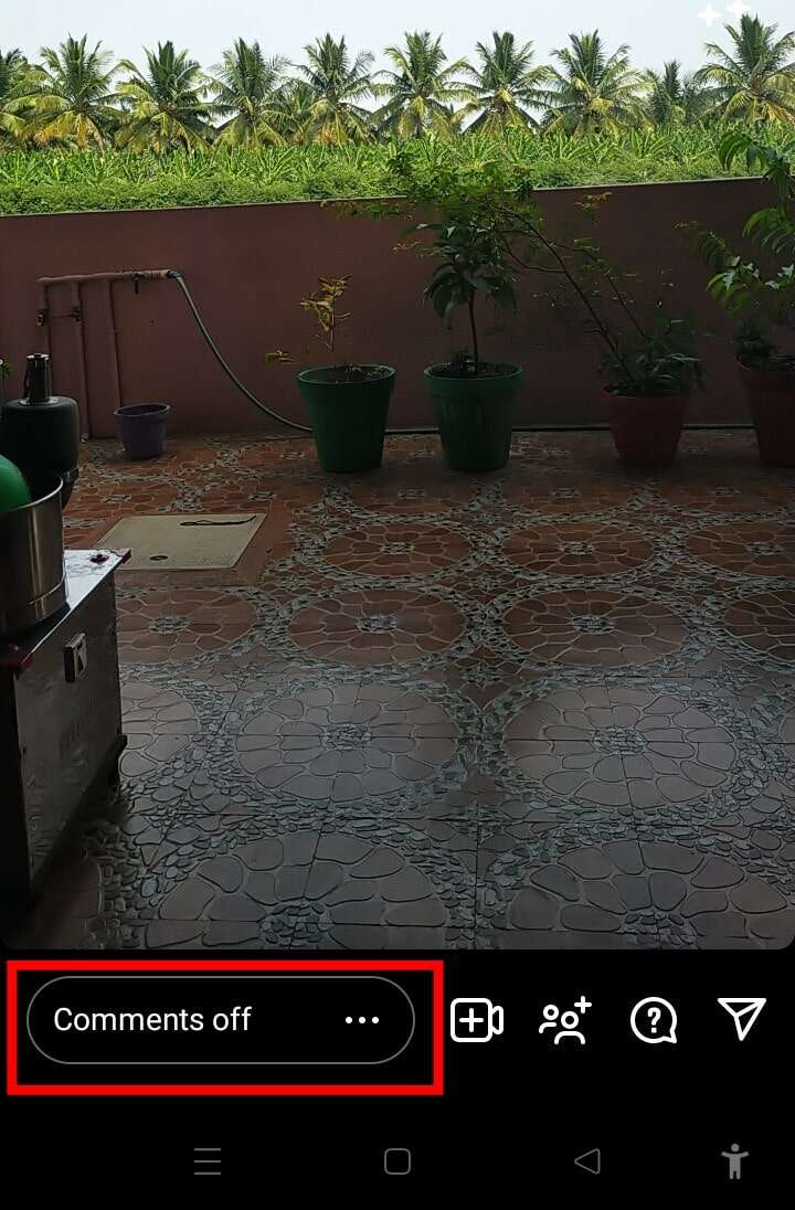 Hide the live chat option on Instagram live